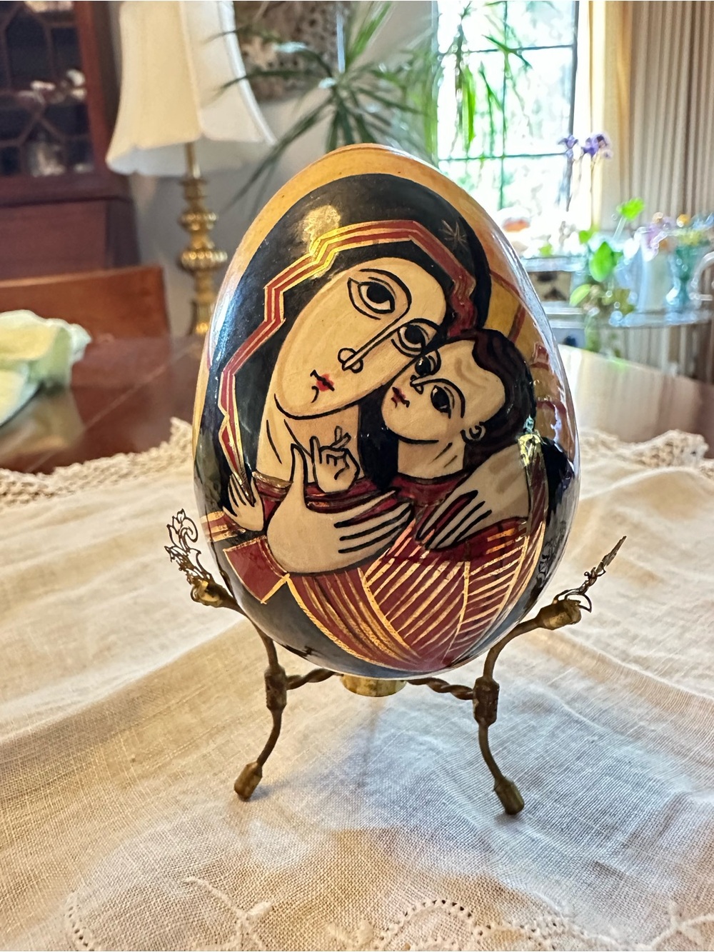Vintage Hand Painted Ceramic Egg Mother Child Folk Art Brass Stand Signed MP
